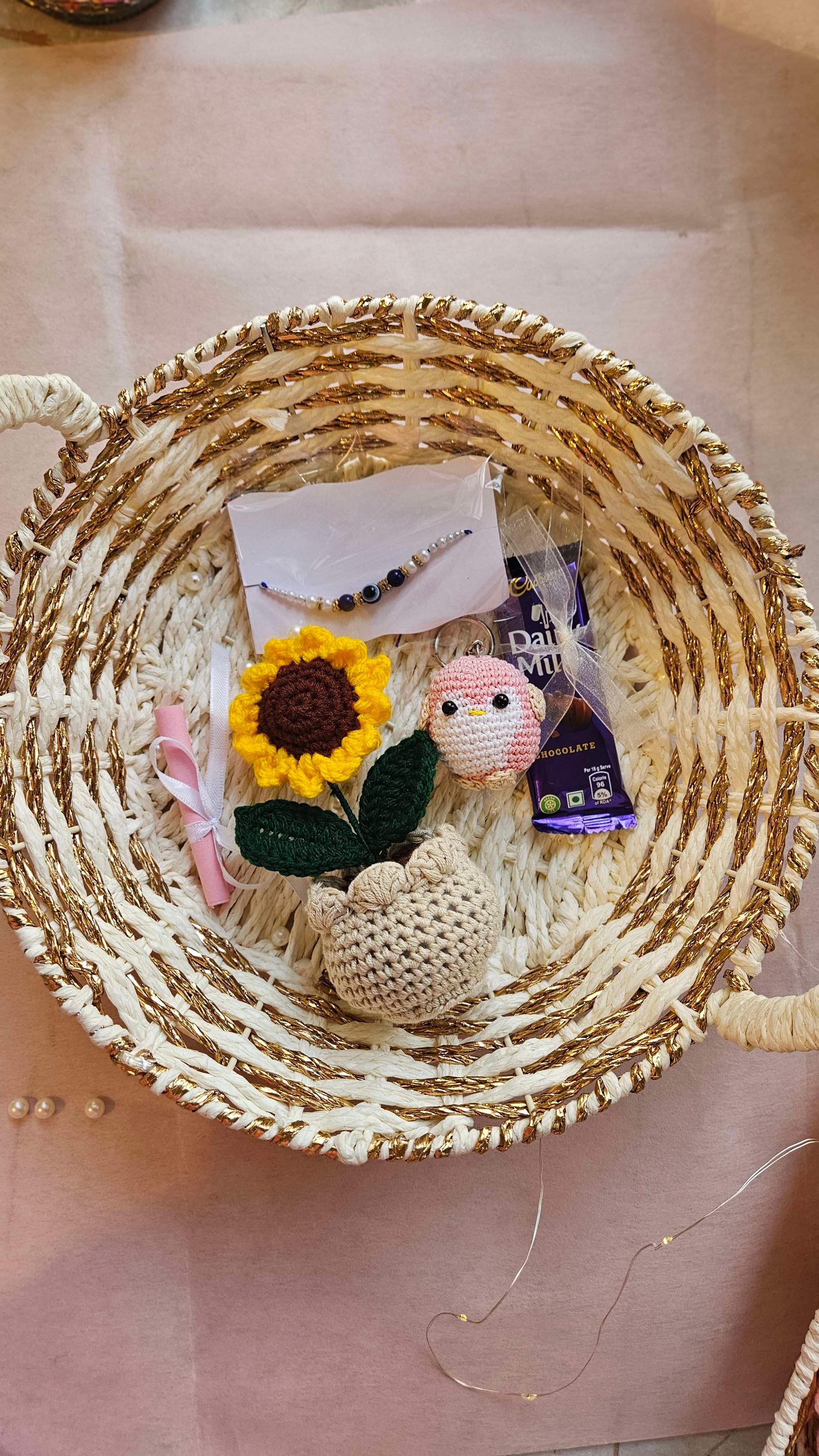 Small hamper - Image 1