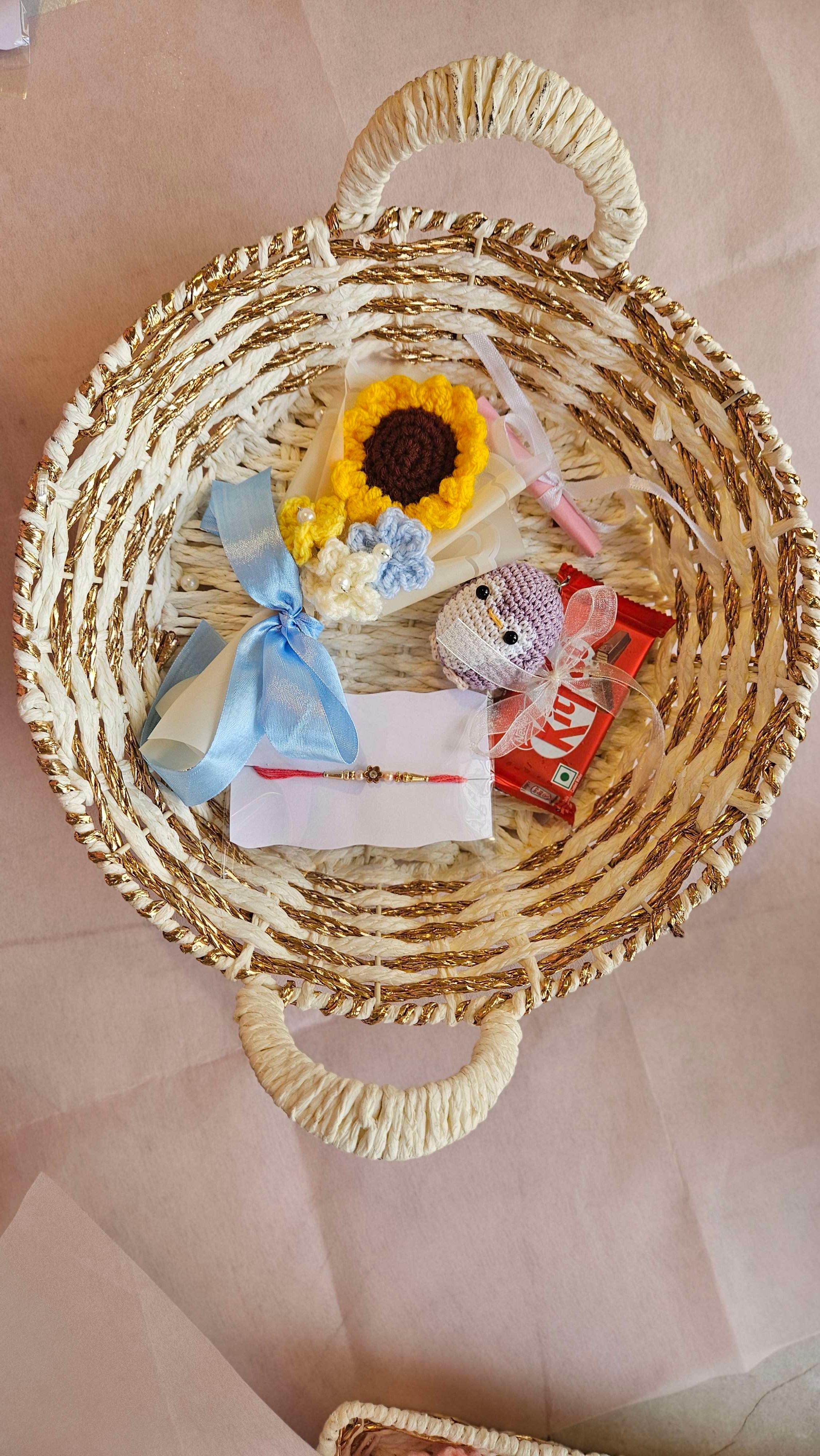 Small hamper - Thumbnail 2