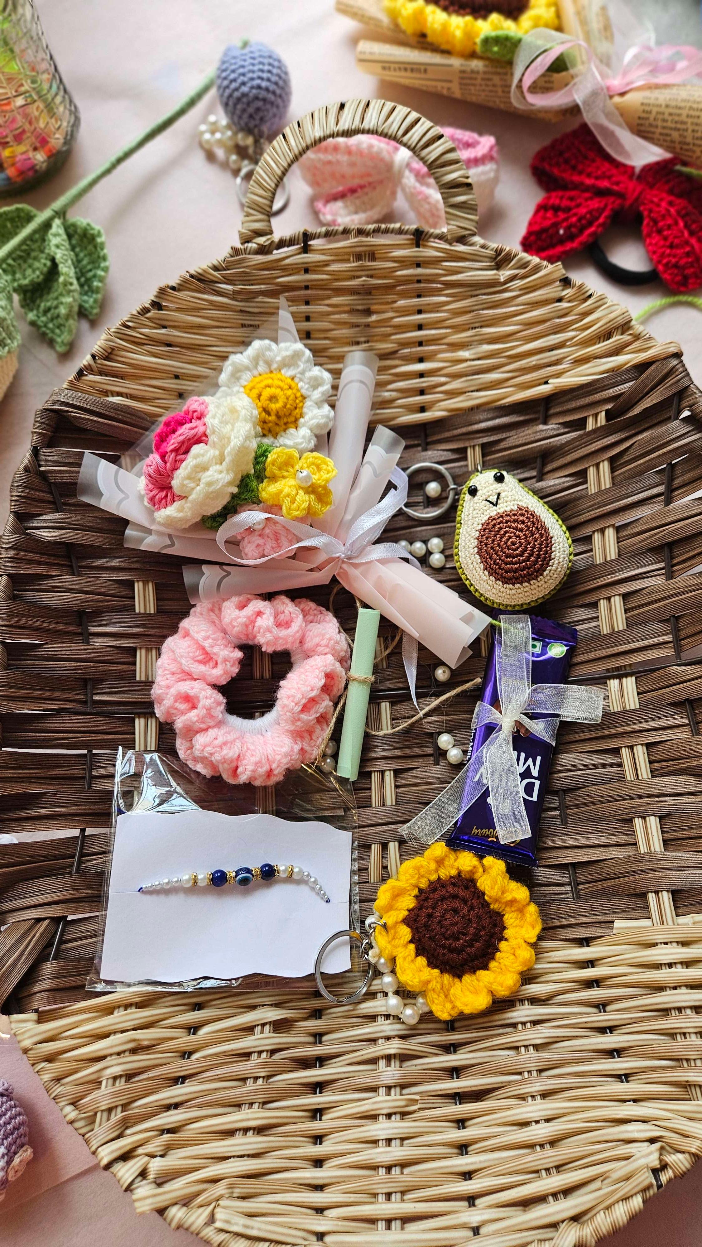 Medium size Gift hamper - Image 1