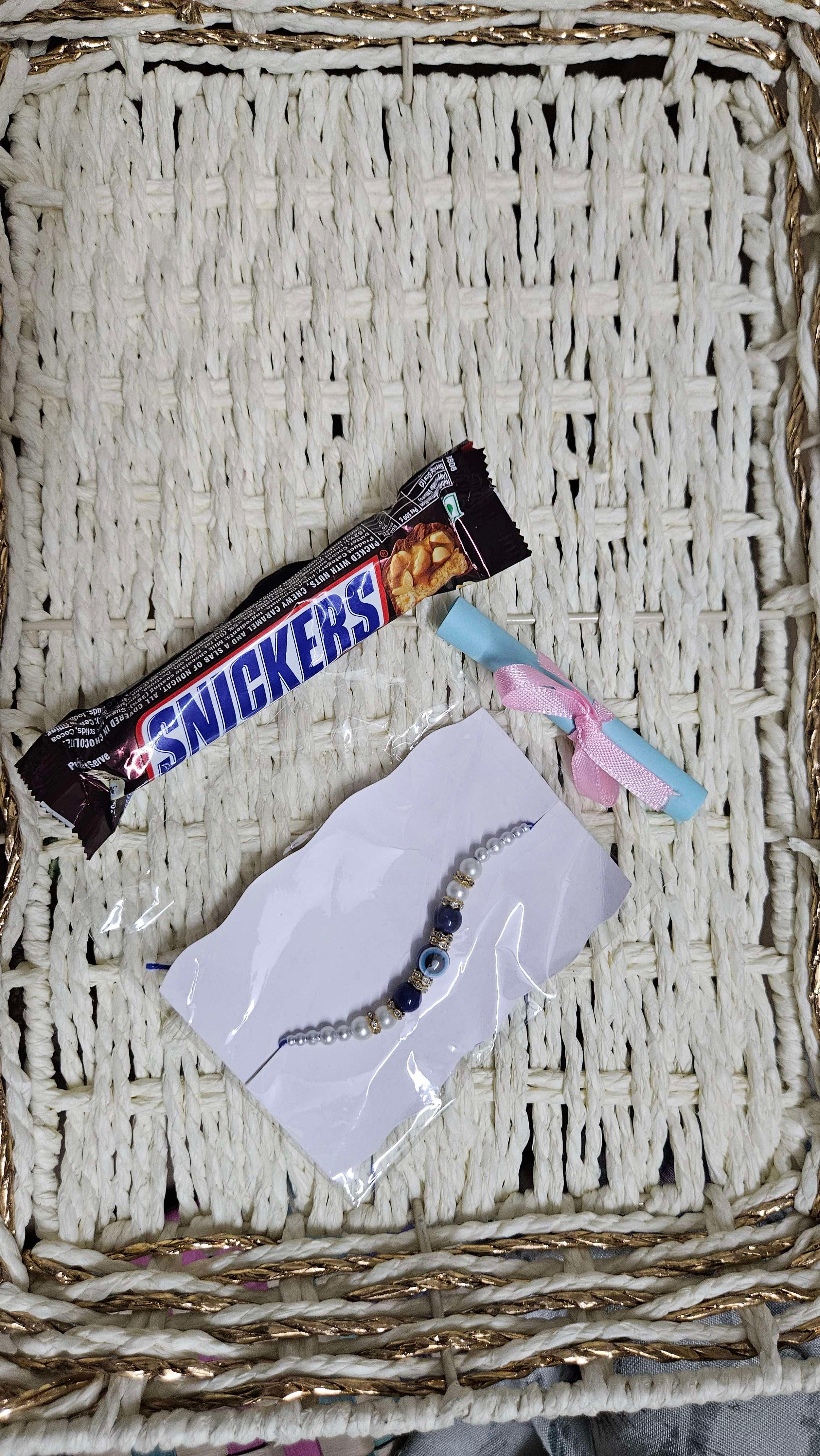 Rakhi freebies - Image 1