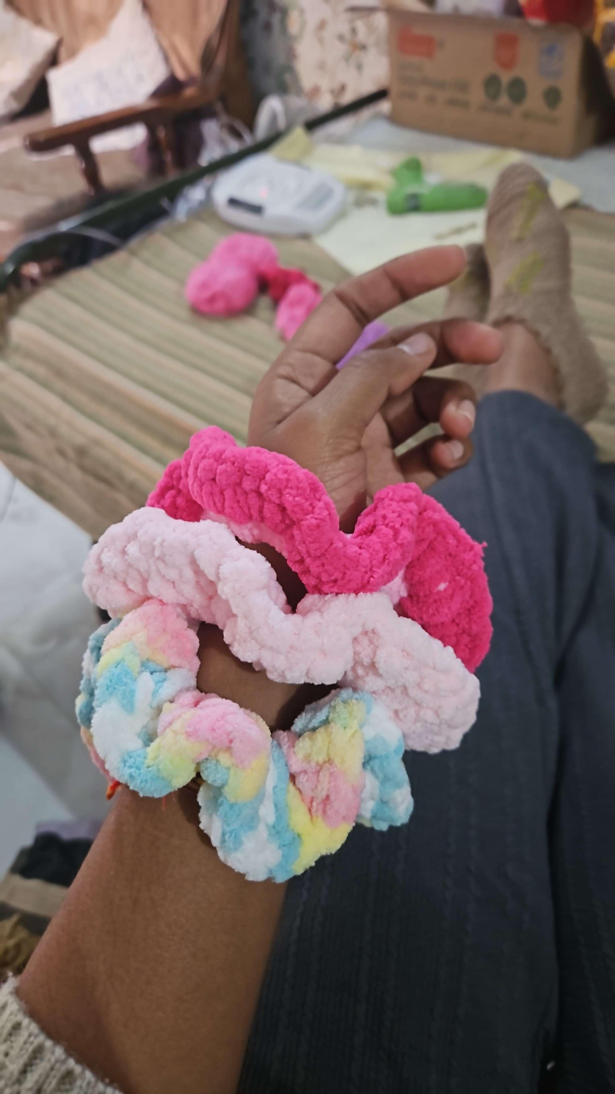 Plushie scrunchie - Image 1