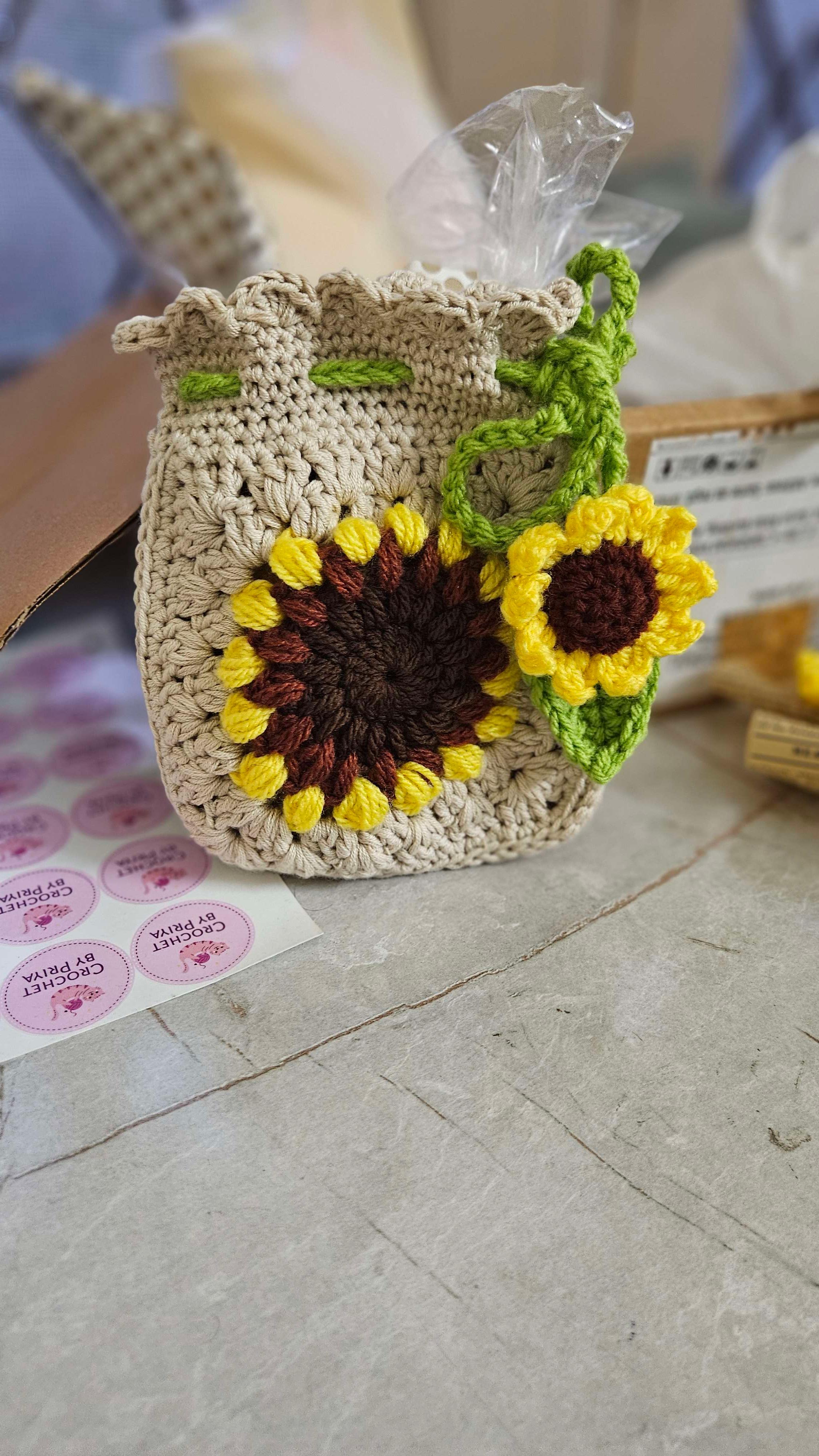Sunflower phone bag - Thumbnail 2