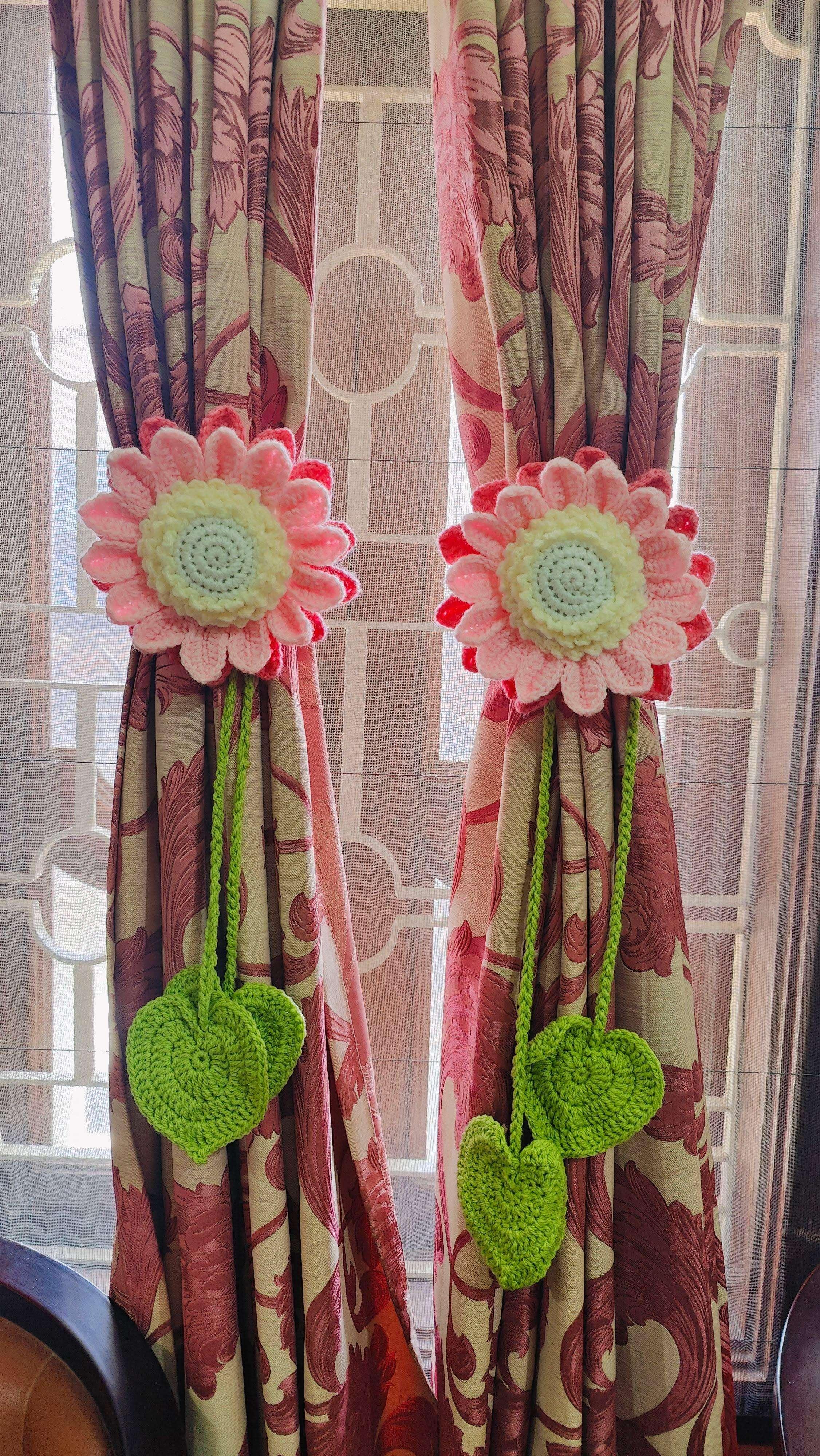 Pink 3D  Sunflower curtain ties - Thumbnail 2