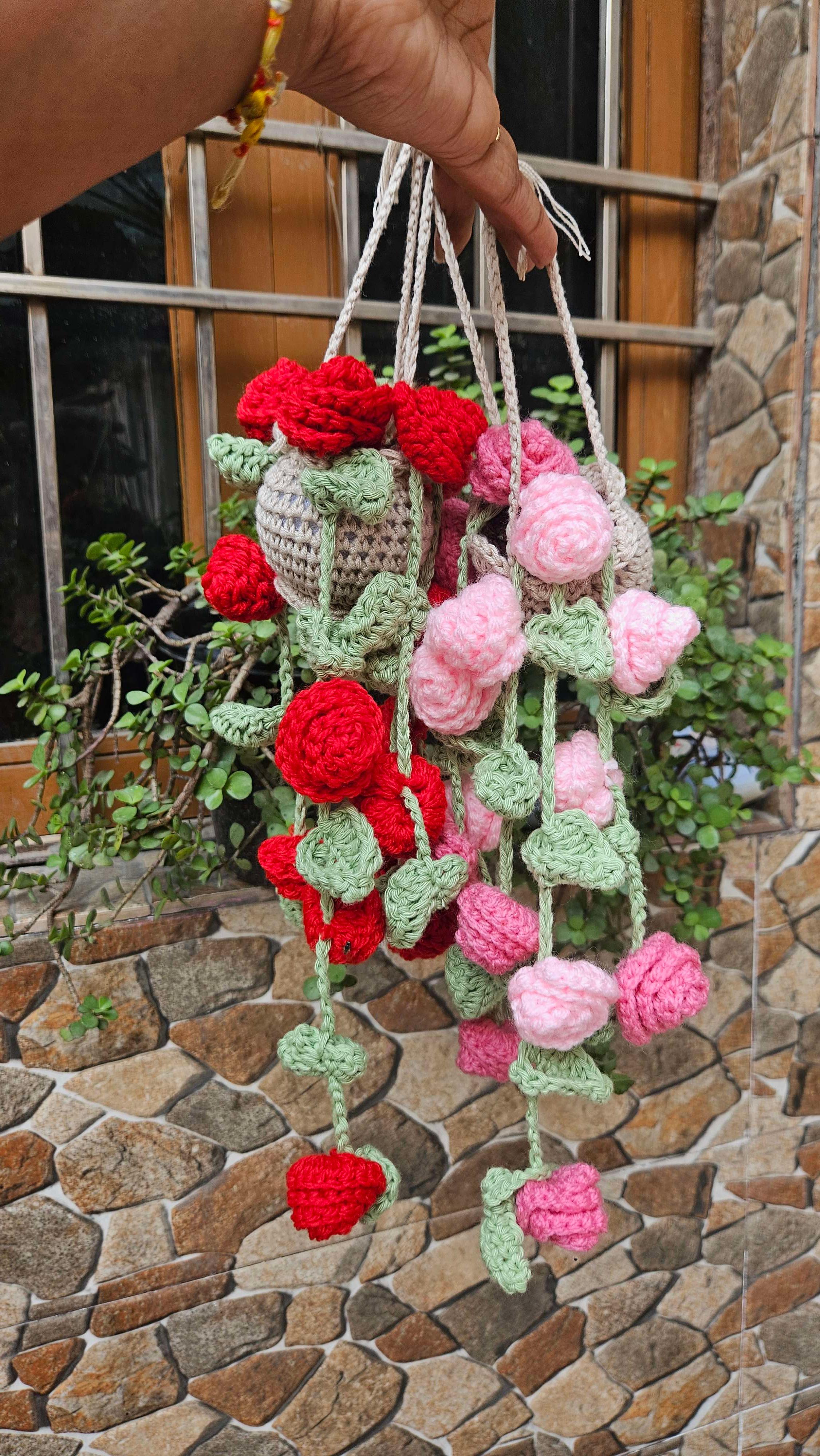 Rose Hanging plant - Image 1