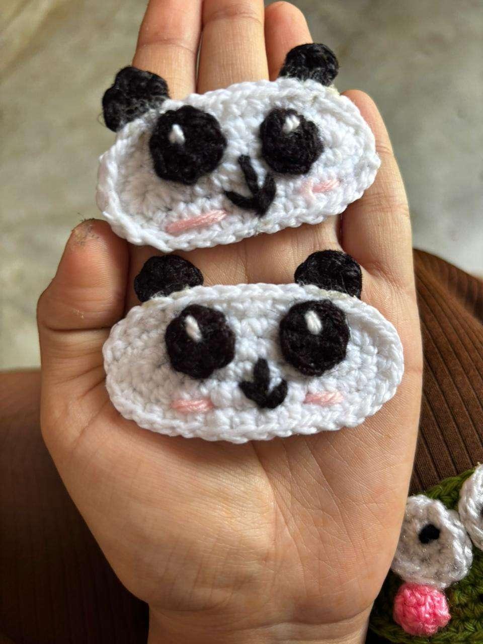 Crochet clips pair - Image 1