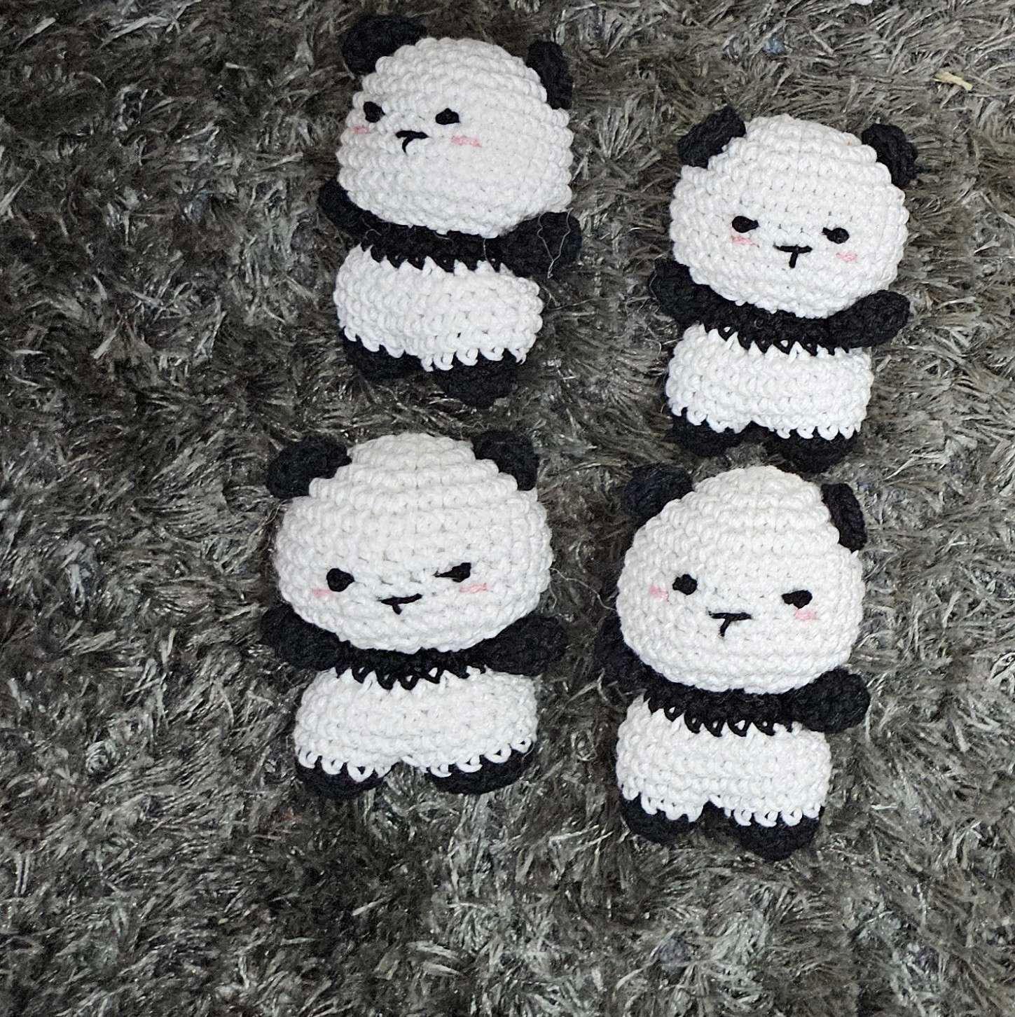 Full body panda - Image 1